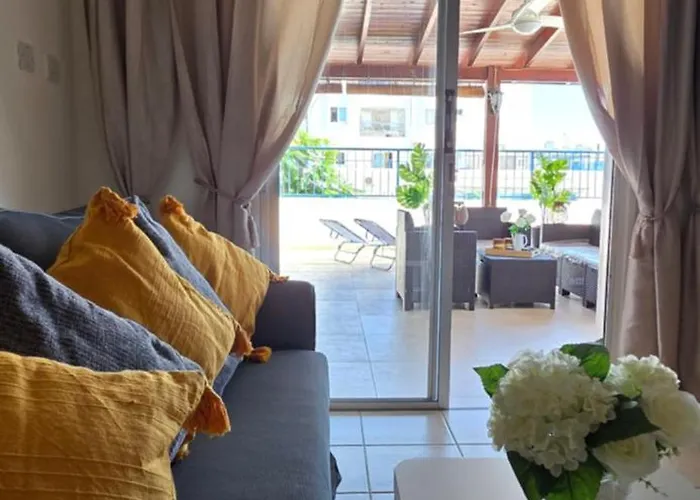 Crismari Napa * Ajia Napa