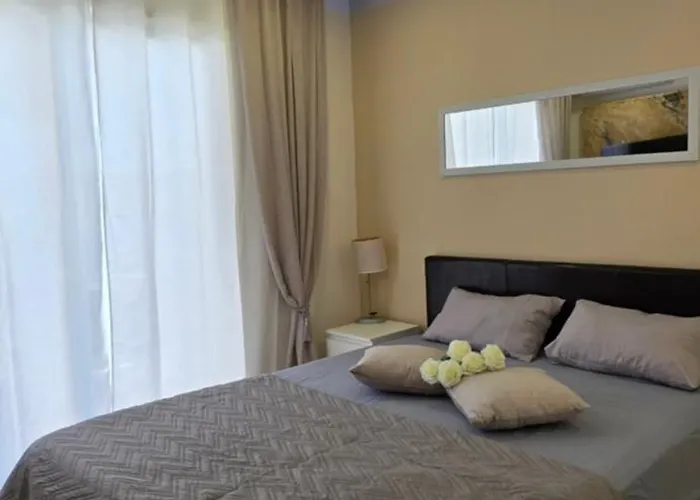 Crismari Napa Apartament *