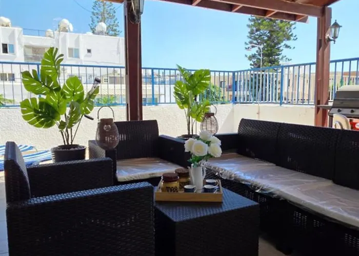 アパート Crismari Napa アヤナパ